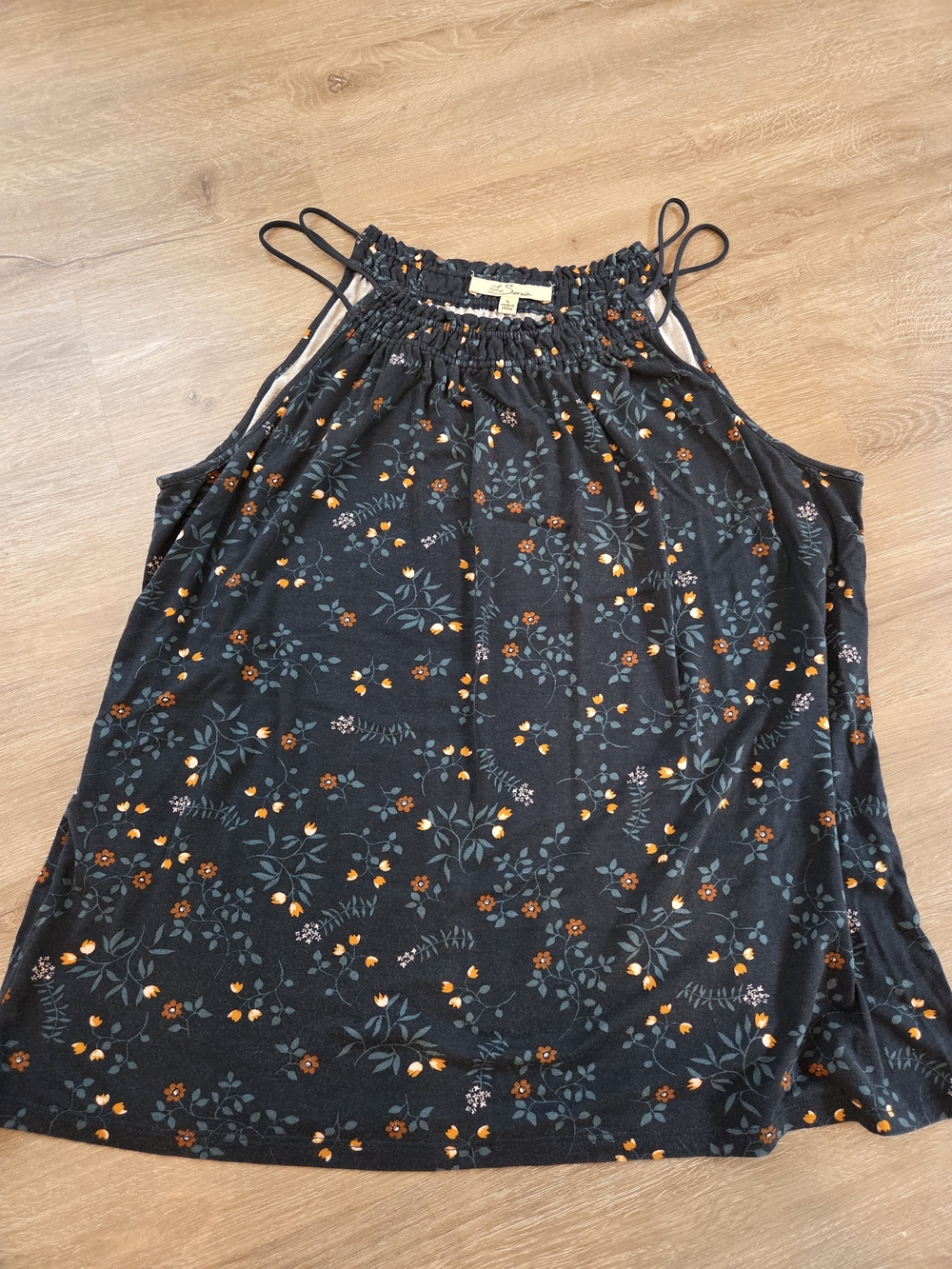 Les Serein Floral Halter Tank Top